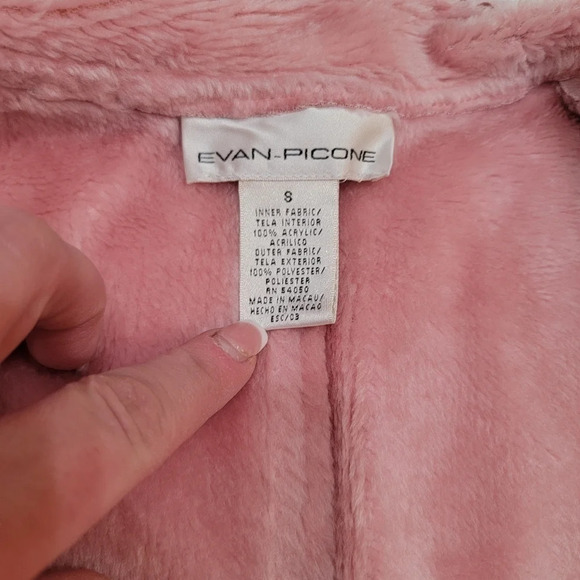 Evan Picone pink soft faux fur zip up vest w/pockets. - Picture 12 of 15
